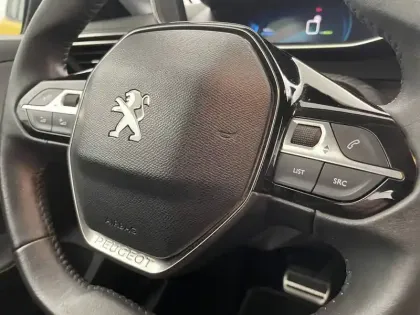 Photo 25 Peugeot 208  Electrique 50 kWh 136ch