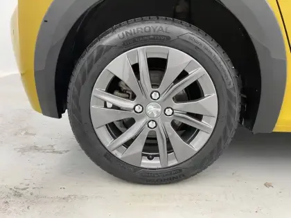 Photo 18 Peugeot 208  Electrique 50 kWh 136ch