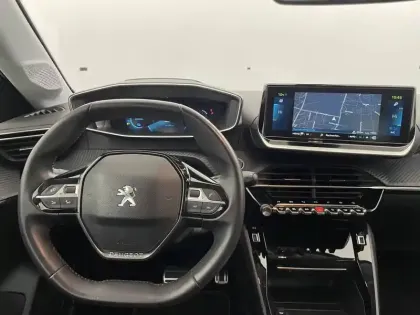 Photo 21 Peugeot 208  Electrique 50 kWh 136ch