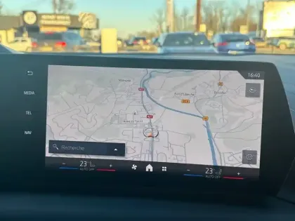 Photo 12 BMW Serie 1 120 170 ch DKG7