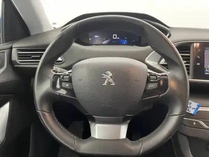 Photo 22 Peugeot 308  PureTech 110ch S&S BVM6
