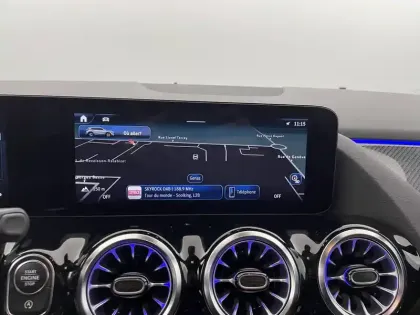 Photo 101 Mercedes GLA  200 d 8G-DCT