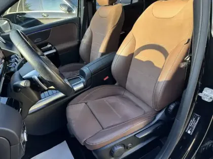 Photo 10 Mercedes GLA  200 d 8G-DCT