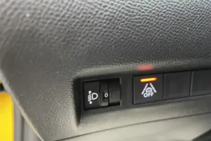 Photo 17 Peugeot 208  PureTech 100 S&S EAT8