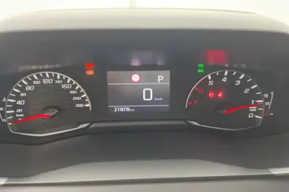 Photo 16 Peugeot 208  PureTech 100 S&S EAT8