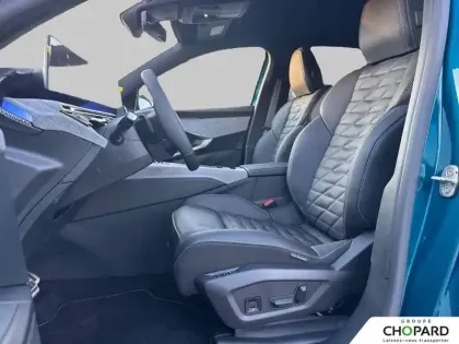 Photo 10 Peugeot 3008  Electrique 325 ch 4x4 73 kWh