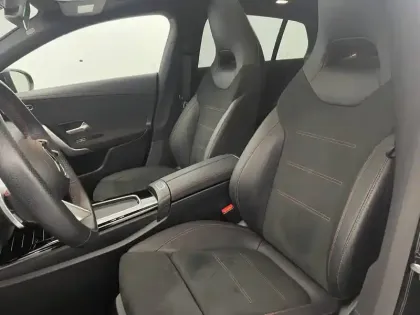 Photo 14 Mercedes CLA  Shooting Brake 250 e Hybrid EQ 8G-DCT