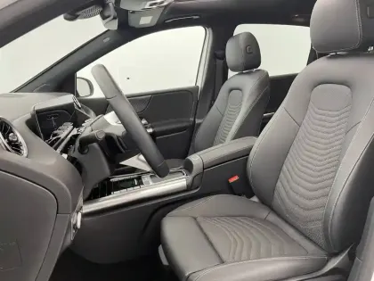 Photo 14 Mercedes Classe B  180 d 8G-DCT