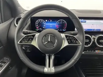 Photo 22 Mercedes Classe B  180 d 8G-DCT