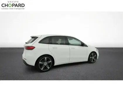 Photo 8 Mercedes Classe B  180 d 8G-DCT