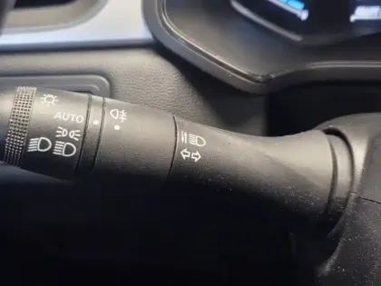 Photo 44 Renault Captur  E-Tech full hybrid 145