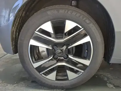 Photo 30 Peugeot 208  100 S&S BVM6