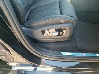 Photo 34 BMW X5  xDrive50e 489 ch BVA8