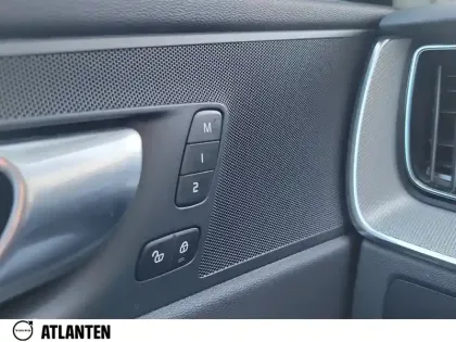 Photo 20 Volvo Xc60  T6 AWD Hybride rechargeable 253 ch+145 ch Geartronic 8