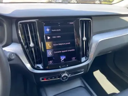 Photo 8 Volvo V60  B3 163 ch Geartronic 8