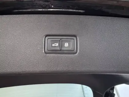 Photo 14 Audi Q5  Sportback 55 TFSIe 367 S tronic 7 Quattro