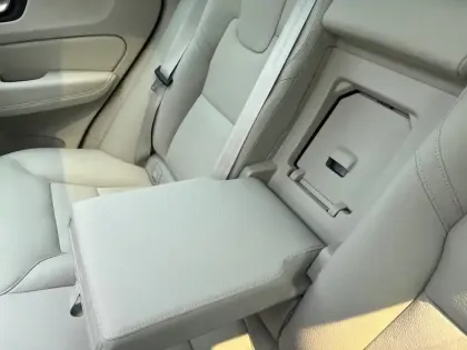 Photo 29 Volvo Xc60 Gén. II Ph2 Evo Ultra Style Chrome 5