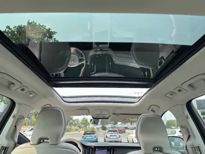 Photo 22 Volvo Xc60 Gén. II Ph2 Evo Ultra Style Chrome 5