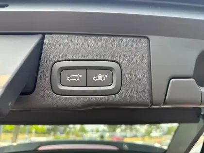 Photo 33 Volvo Xc60 Gén. II Ph2 Evo Ultra Style Chrome 5