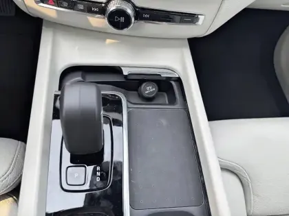 Photo 17 Volvo Xc60 Gén. II Ph2 Evo Ultra Style Chrome 5