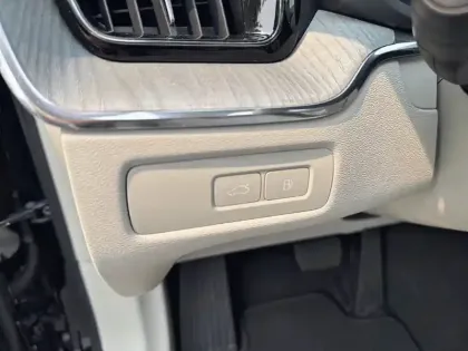 Photo 25 Volvo Xc60 Gén. II Ph2 Evo Ultra Style Chrome 5