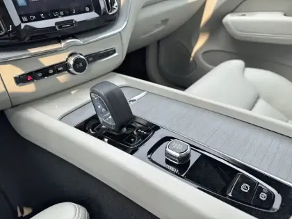 Photo 16 Volvo Xc60 Gén. II Ph2 Evo Ultra Style Chrome 5