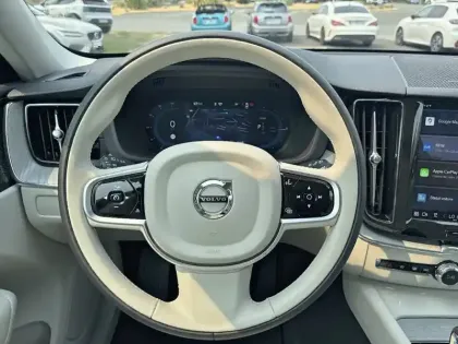 Photo 8 Volvo Xc60 Gén. II Ph2 Evo Ultra Style Chrome 5