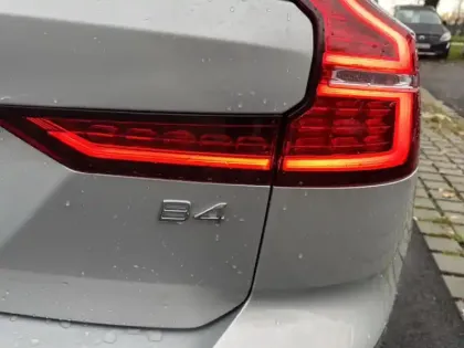 Photo 12 Volvo V60 Gén. II Ph1 NG2 Ultra Style Dark 5