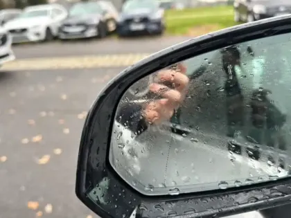 Photo 16 Volvo V60 Gén. II Ph1 NG2 Ultra Style Dark 5