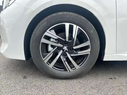 Photo 6 Peugeot 208  PureTech 100 S&S EAT8 Allure