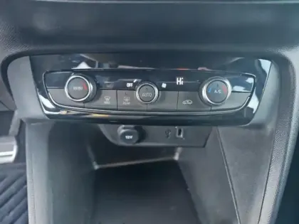 Photo 12 Opel Corsa  Electrique 136 ch & Batterie 50 kWh GS