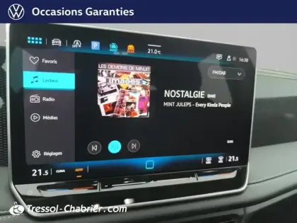 Photo 10 Volkswagen Tiguan  2.0 TDI 150ch DSG7 Life Plus