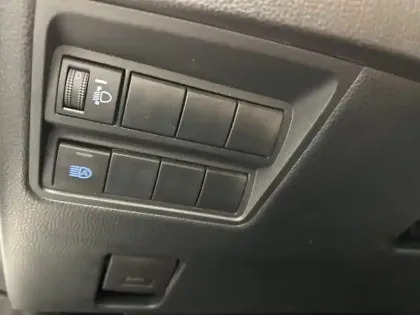 Photo 12 Toyota Yaris Hybride 116h Dynamic