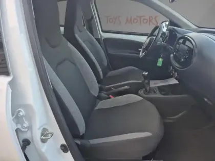 Photo 19 Toyota Aygo 1.0 VVT-i 72 Dynamic MY23