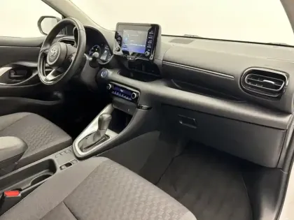 Photo 33 Toyota Yaris Gén. IV Ph1 Dynamic Business 5