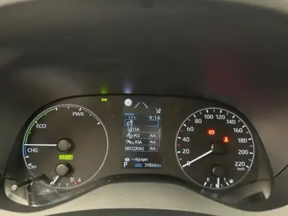 Photo 25 Toyota Yaris Hybride 116h Dynamic Business