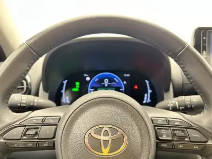 Photo 14 Toyota Yaris Hybride 1.5 HYBRID 116H DYNAMIC