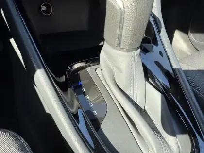 Photo 29 Toyota Yaris Hybride 116h Design MC24