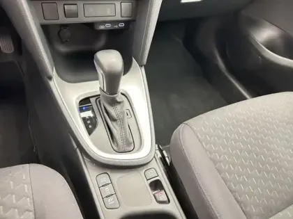 Photo 15 Toyota Yaris Hybride 1.5 HYBRID 116H DYNAMIC