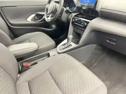 Photo 20 Toyota Yaris Hybride 1.5 HYBRID 116H DYNAMIC