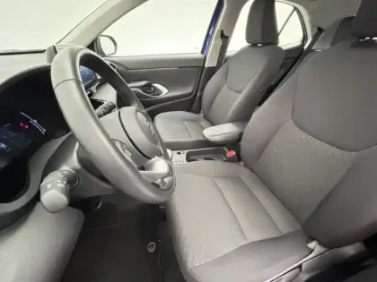 Photo 17 Toyota Yaris Hybride 1.5 HYBRID 116H DYNAMIC