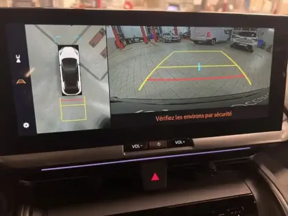 Photo 13 Toyota C-HR HYBRIDE NG 140 GRS PACK TECHNO MY26