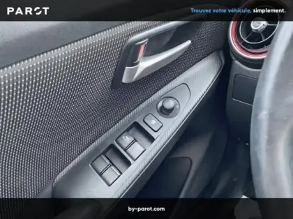 Photo 18 Mazda 2 1.5 e-SKYACTIV G M Hybrid 90ch Homura 0