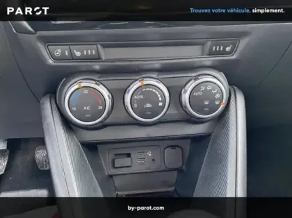 Photo 17 Mazda 2 1.5 e-SKYACTIV G M Hybrid 90ch Homura 0