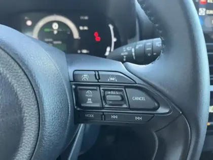 Photo 18 Toyota Yaris Hybride 1.5 HYBRID 116H DESIGN