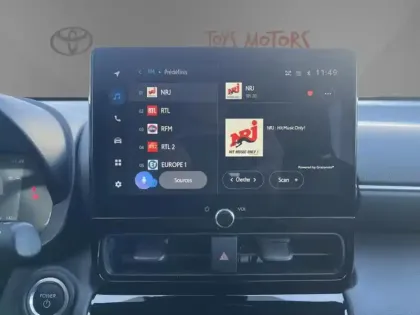 Photo 15 Toyota Yaris Hybride 1.5 HYBRID 116H DESIGN