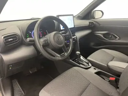 Photo 17 Toyota Yaris Hybride 1.5 HYBRID 116H DESIGN