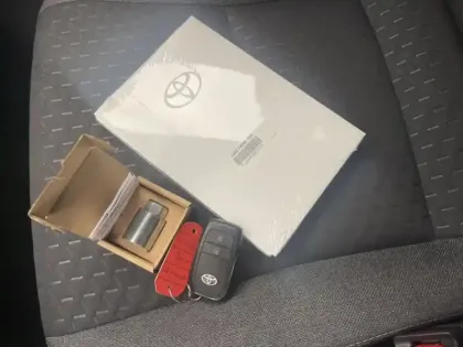 Photo 12 Toyota Yaris Hybride 1.5 HYBRID 116H DESIGN