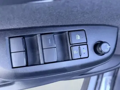 Photo 15 Toyota Corolla Hybride 122h Design