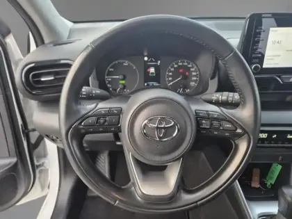 Photo 14 Toyota Yaris Hybride 116h Dynamic